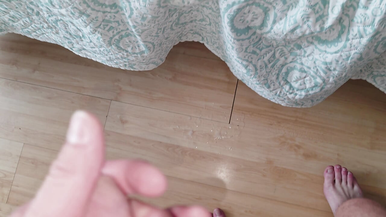 سمحت لي زوجتي السمينة أن ألعق وأمارس الجنس مع مؤخرتها الكبيرة حتى أقذف