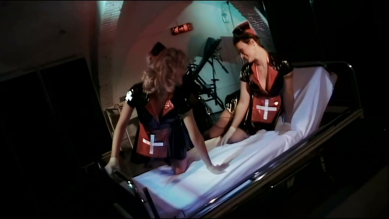 Outo klinikka: Sidontaa, anaalia ja DP:tä parantumisen nimissä