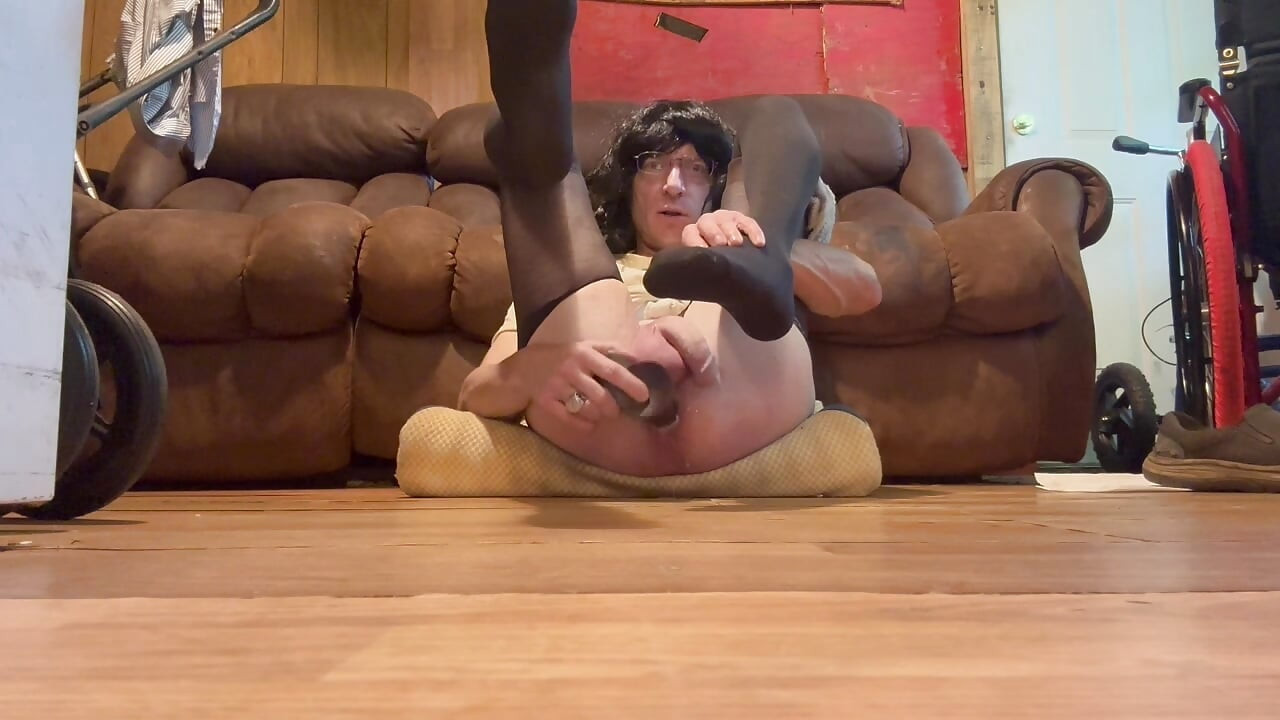 Shemale On A Dildo Fuck!!!