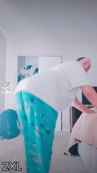 BIGGBUTT2XL LET'S GROOVE TONIGHT