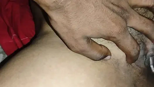 Sexy girl's nice tits and look bad