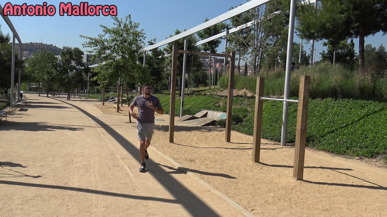 Fucking a Hot Latina in a Public Park