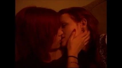 Amateur redhead passionate lesbo kiss