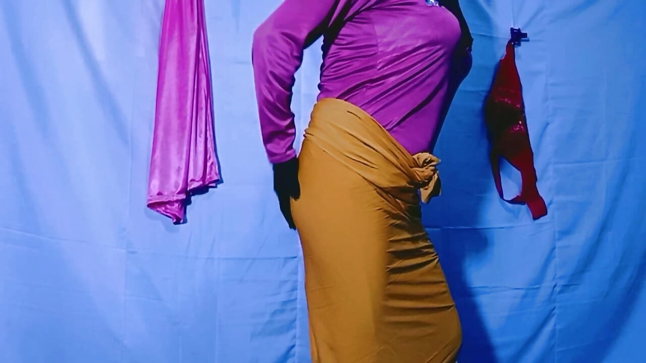 Indická krásná manželka má sex v hindštině