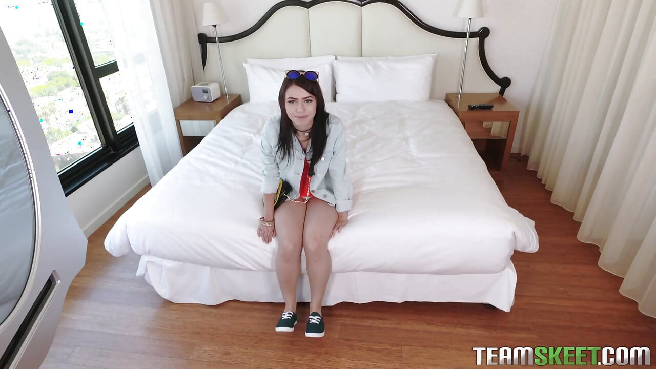 Remaja kecil molek dikongkek 69 dan dikongkek muka