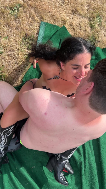Slap my clit with your dick! Fucking at the outdoor music festival