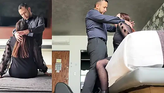 Cewek nakal ini dientot habis-habisan setelah dicambuk habis-habisan sama pacarnya