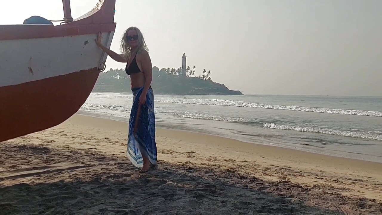 Amateur rubia madura esposa disfruta del sexo en nylon