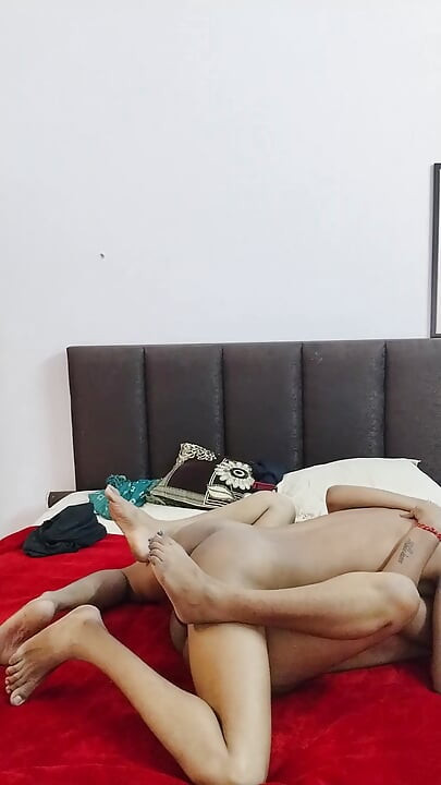 My First Romantic Night With My Girlfriend