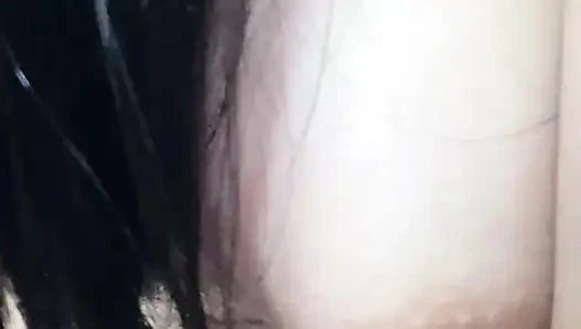 Colmek fışkırtmak için orta boy dildo kullanıyor