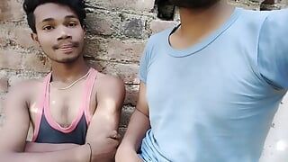 私の家–背景情報:私と私の友人は今日私の村の家に住んでいます-ヒンディー語のゲイ映画