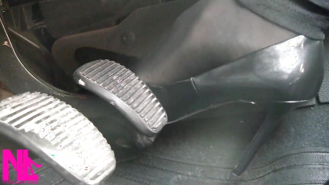 Pedal Pumping in Black Pantyhose and Grey Patent High Heels
