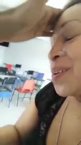 Profe mamando verga ( cumshot on the face)