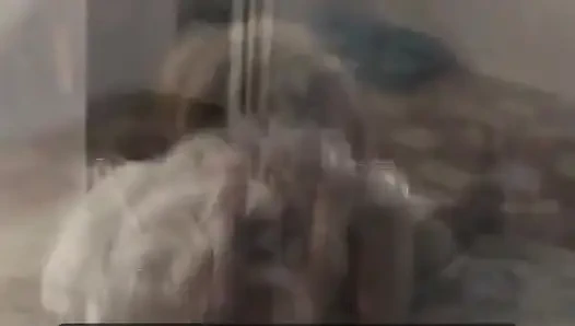 Cewek hot rambut pirang ini lagi asik nyepong kontol dan memeknya dijilat habis-habisan