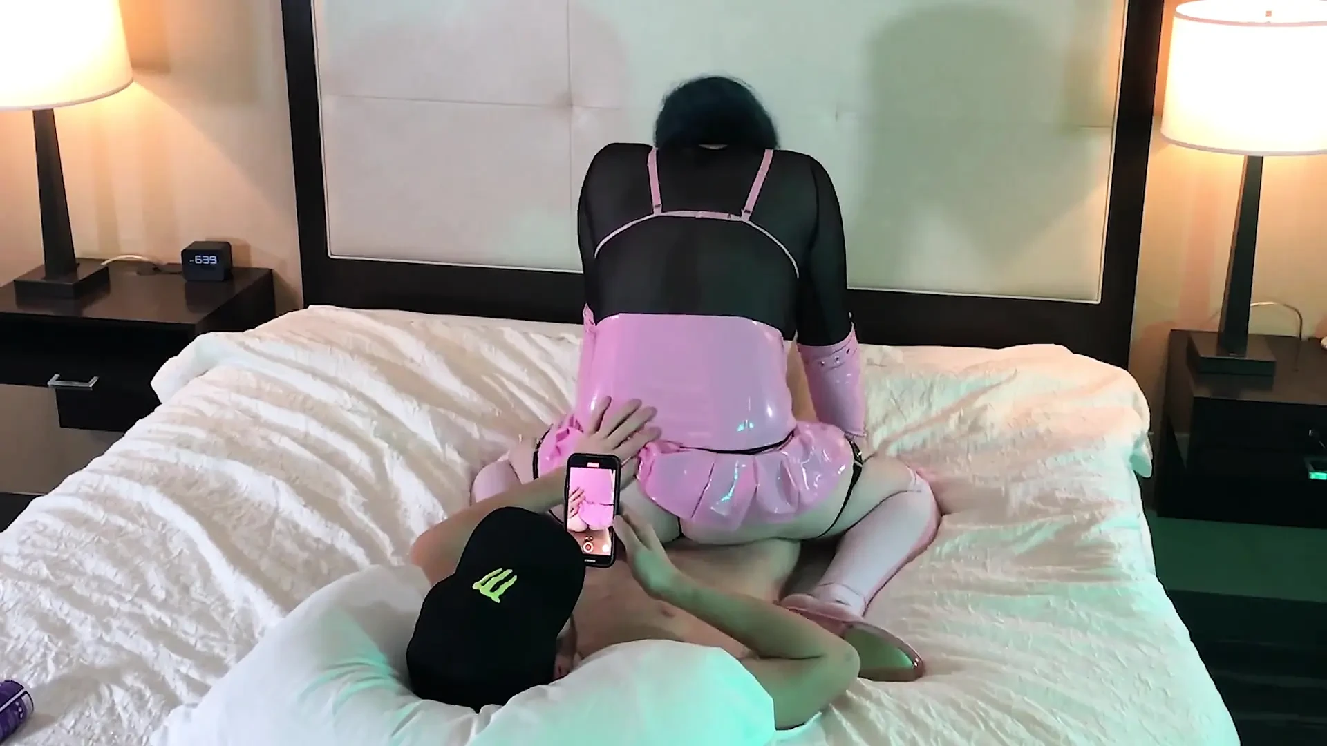 Оргазмның ыңылдағанын қараңыз