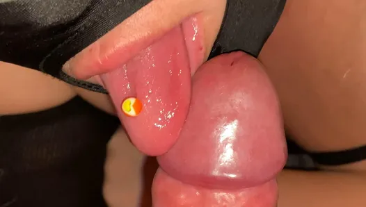 Close-up blowjob from nymphomaniac and mouthful of cum