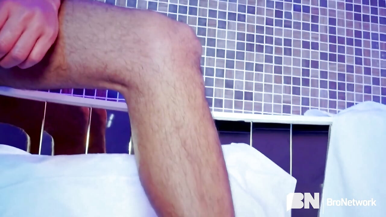 Hot Af: Guido Plaza
