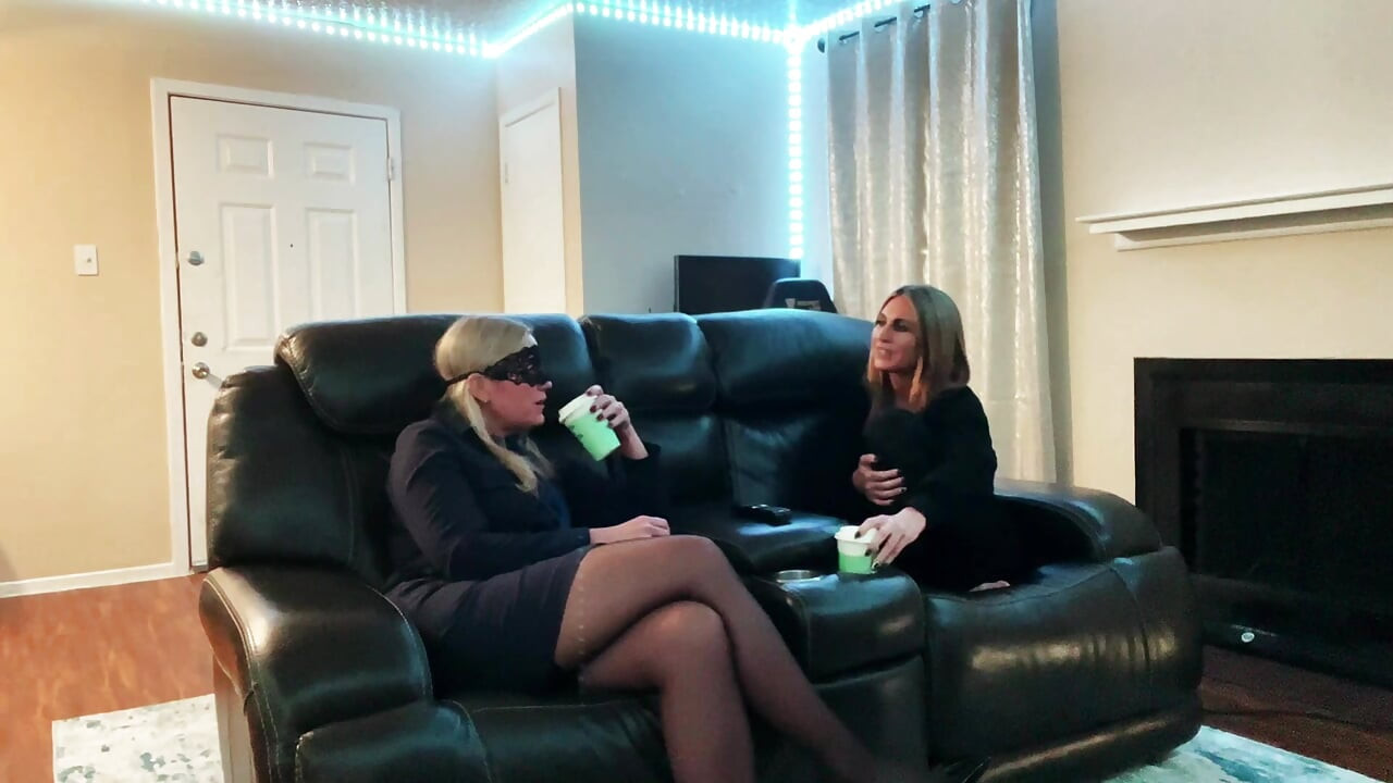 Fa Fiona ve The Coffee üçlü grup seks