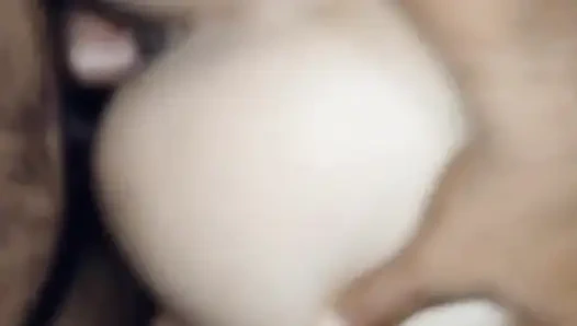 Antony... Büyük götlü ateşli genç kadınla sikişmek için hafta sonu...