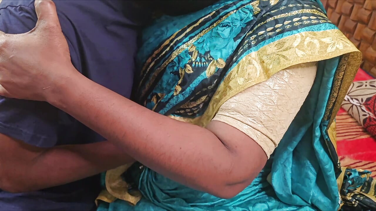 Tamil Aunty with neighbour boy sex Tamil with audio