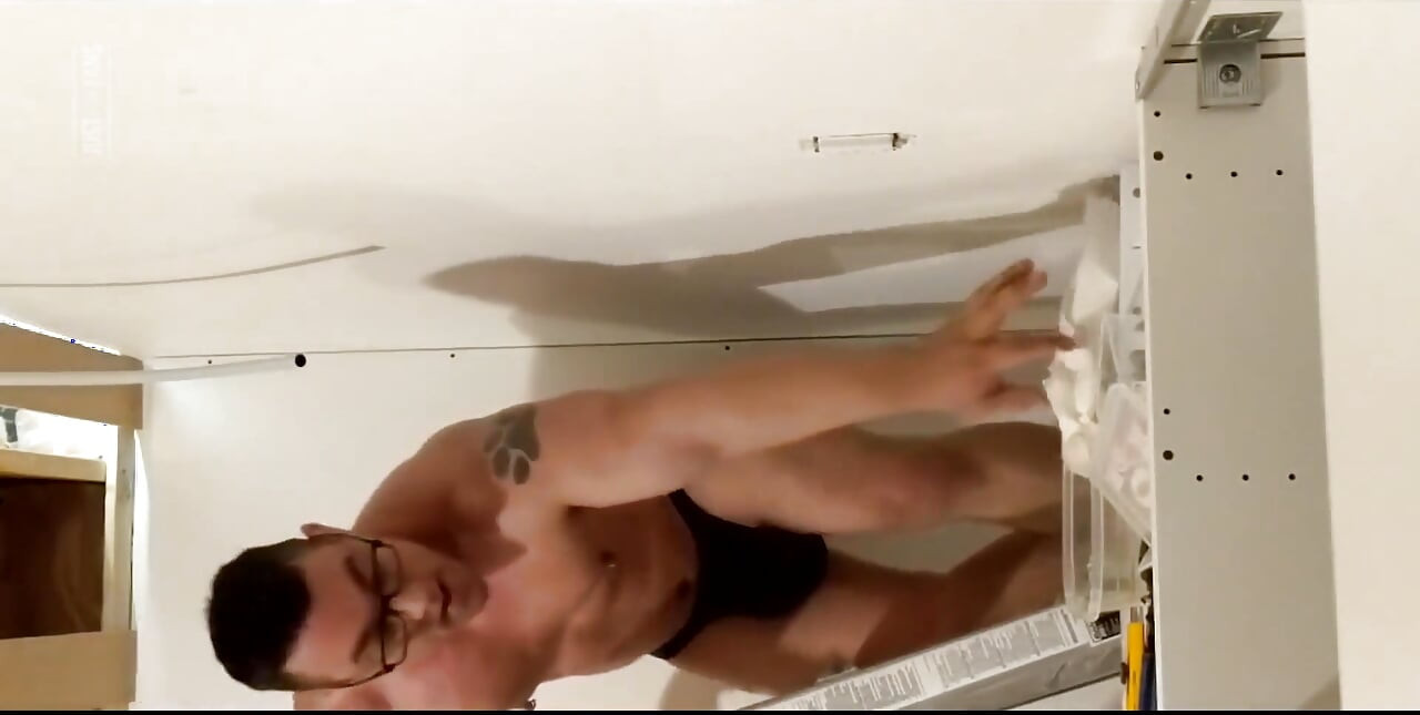 Almost 15min of Staring at My Bum and Bulge as I Do Some Plumbing in a Jock Strap
