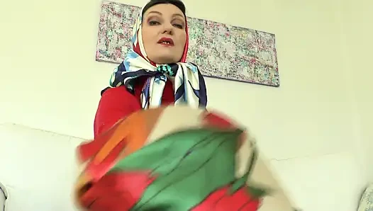 Dein kopftuchtraining teil 2, lady victoria Valente