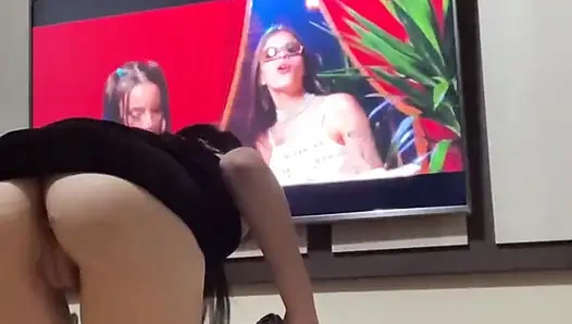 Komm, fick diese dünne, heiße frech