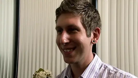 Devote Herrin, Unterwerfung Mit Doppelter Penetration