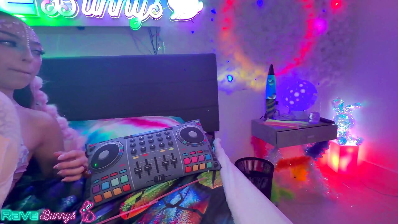 Brian Pumps Scarlett Full of Cum While Glowsticks Light Her Stockings!