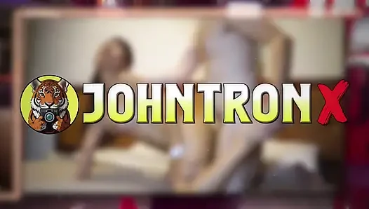 Johntronx - Leckt ihr arschloch und fickt ihre muschi im POV-Stil