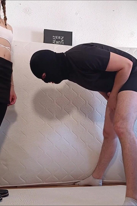 Hard Ballbusting in Leather Shoes 30min