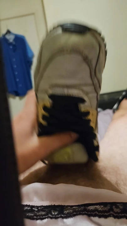 Sneaker fuck