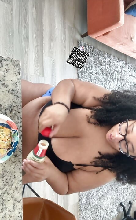 Biggdebbiecakez Mukbang