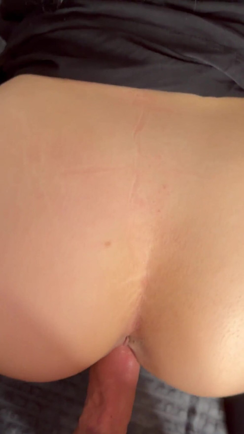 Desperate Alt Asian Girl Had No Money and No Place to Overnight... So She Fucked Me in My Girlfriend's Room | Clip 1