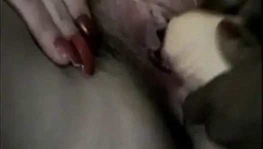 Olgun sarışın büyük zenci yumruk sokma eylemiyle genişliyor