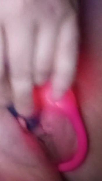 Sexy c heiße masturbation mit doppelpenetration