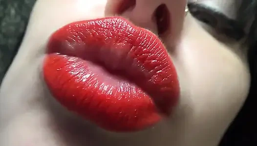 Küss mich, baby! Roter lippenstift und große sexy lippen, fetisch