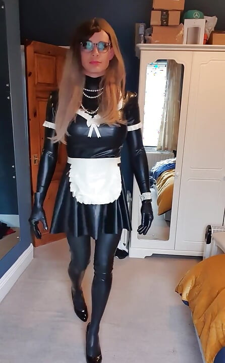 ラテックスの層 - フレンチメイド