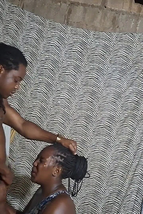 Deflowering the Big Ass Until the Neighbors and Laugh at Her Through the Window