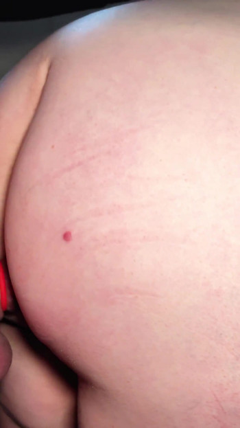 Powerful moment from "Asmr: Mom with a Big Round Ass Twerks on My Dick"