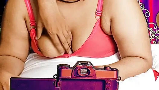 Üvey anne Nusrat evde yalnızdı onu sikiyorken kendimi durduramadım