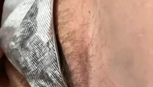 Fat and hairy pussy squirts on top of the thread thong
