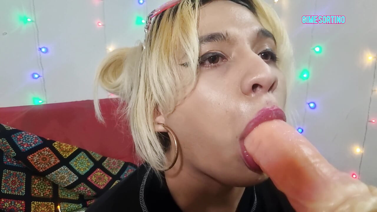 Teen Wanted a Dildo but Ends up with a Facial