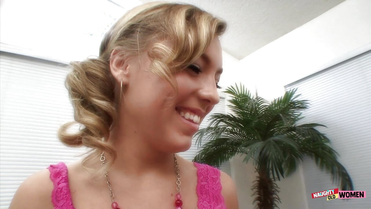 Mature blonde MILF seduces, kisses, and fingers her perfect lesbian girl