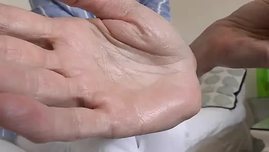 Elegant Summer Hands, Presented by Lady Victoria Valente