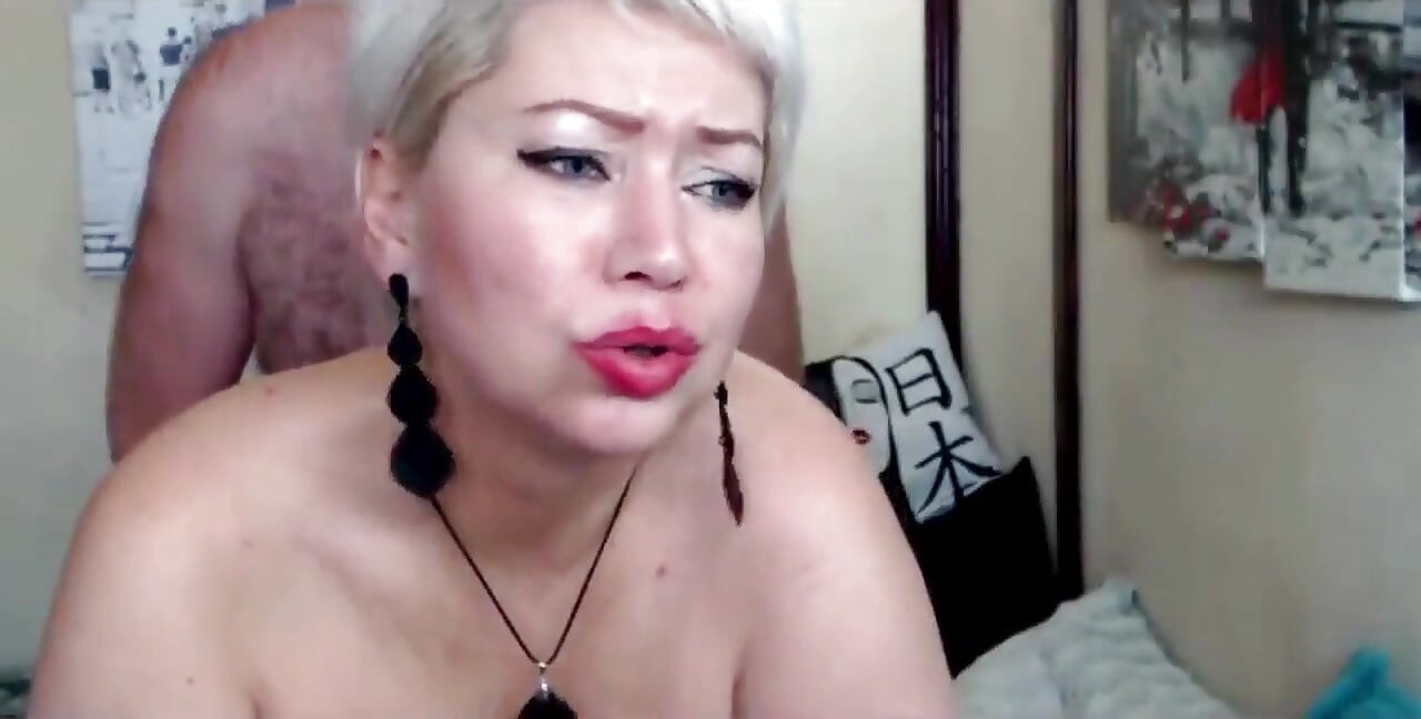 Tratând-o pe soția ta ca pe o curvă perversă, angajată, este ceea ce înseamnă să o iubești pe bune! restul nu este adevărat!