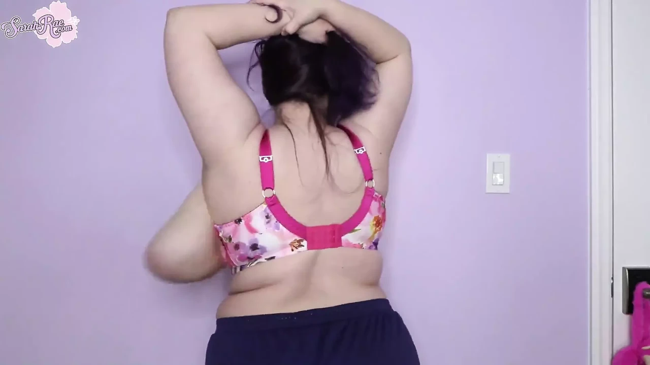 Floral Bra Boob Bouncing