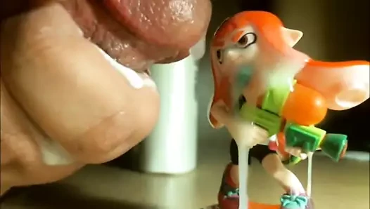 Cum haraç (sof): mırıldanan kız amiibo