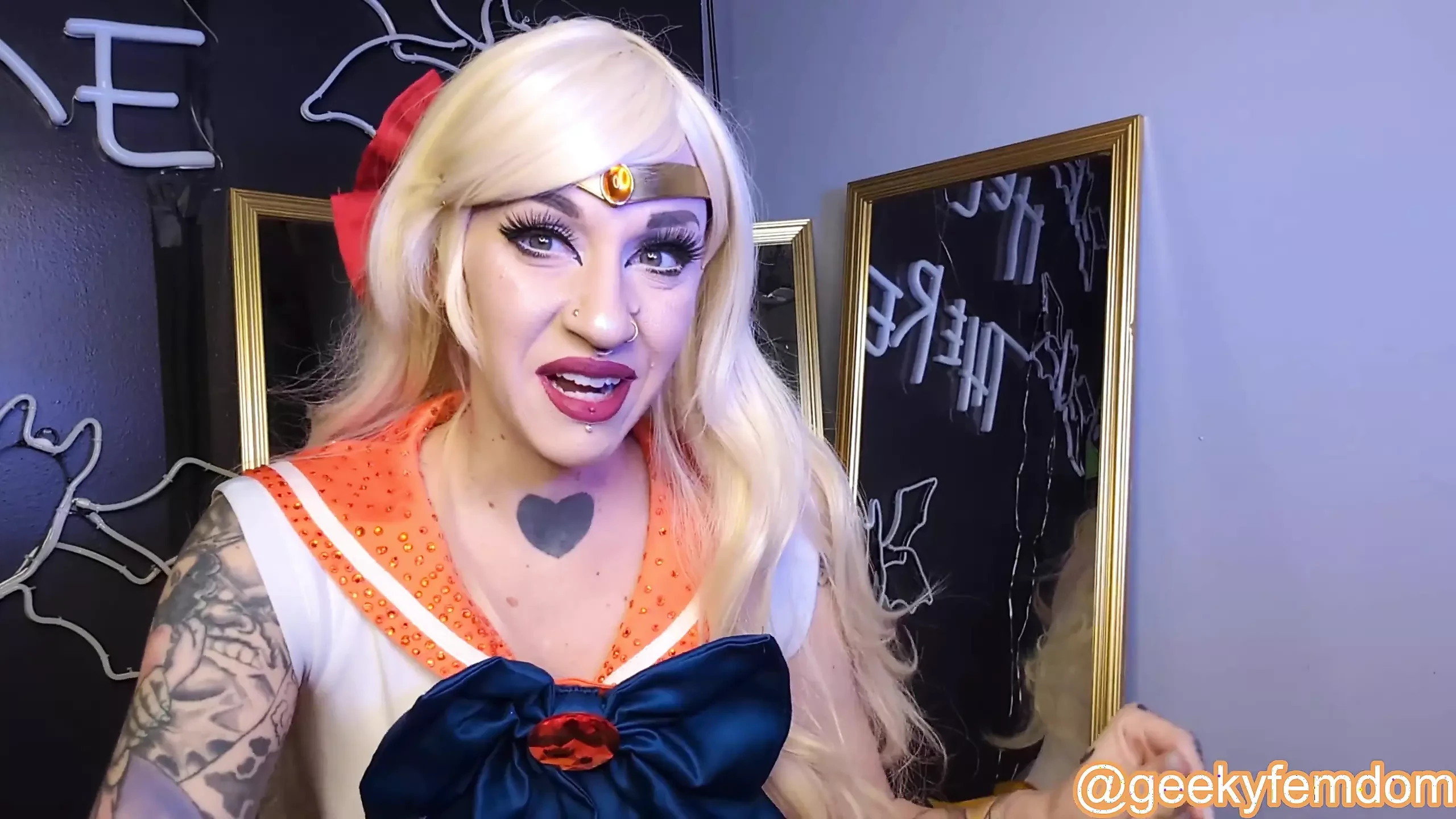 Sailor Venus Cucks Tuxedo Mask