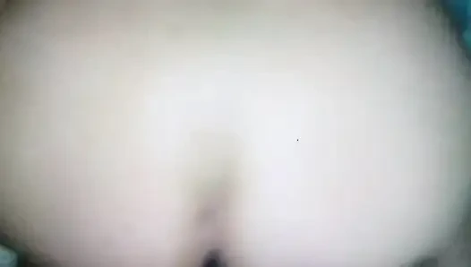 Bakış açısı kız arkadaşıma pembe bir elbise ve bir topuk koyuyorum